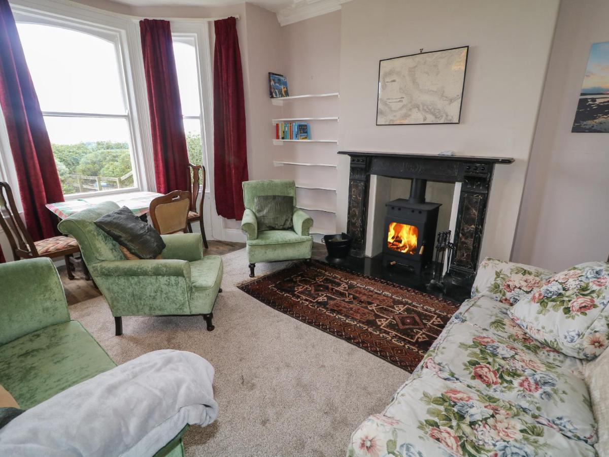 Villa Carriguisnagh à Ballycastle Extérieur photo