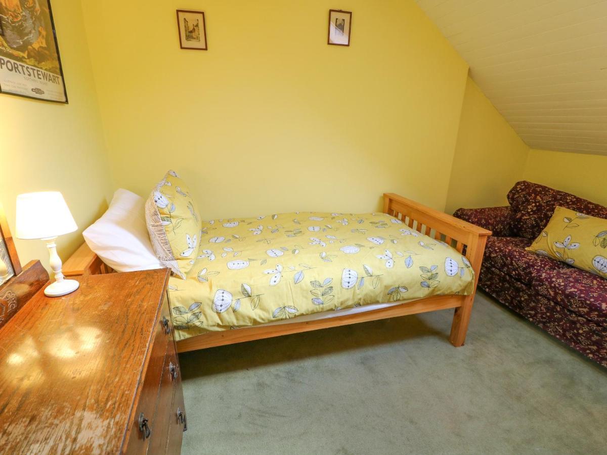 Villa Carriguisnagh à Ballycastle Extérieur photo