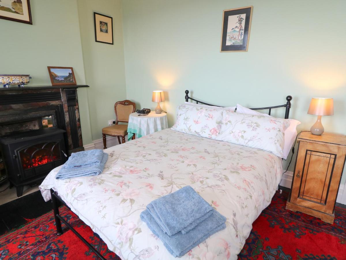 Villa Carriguisnagh à Ballycastle Extérieur photo